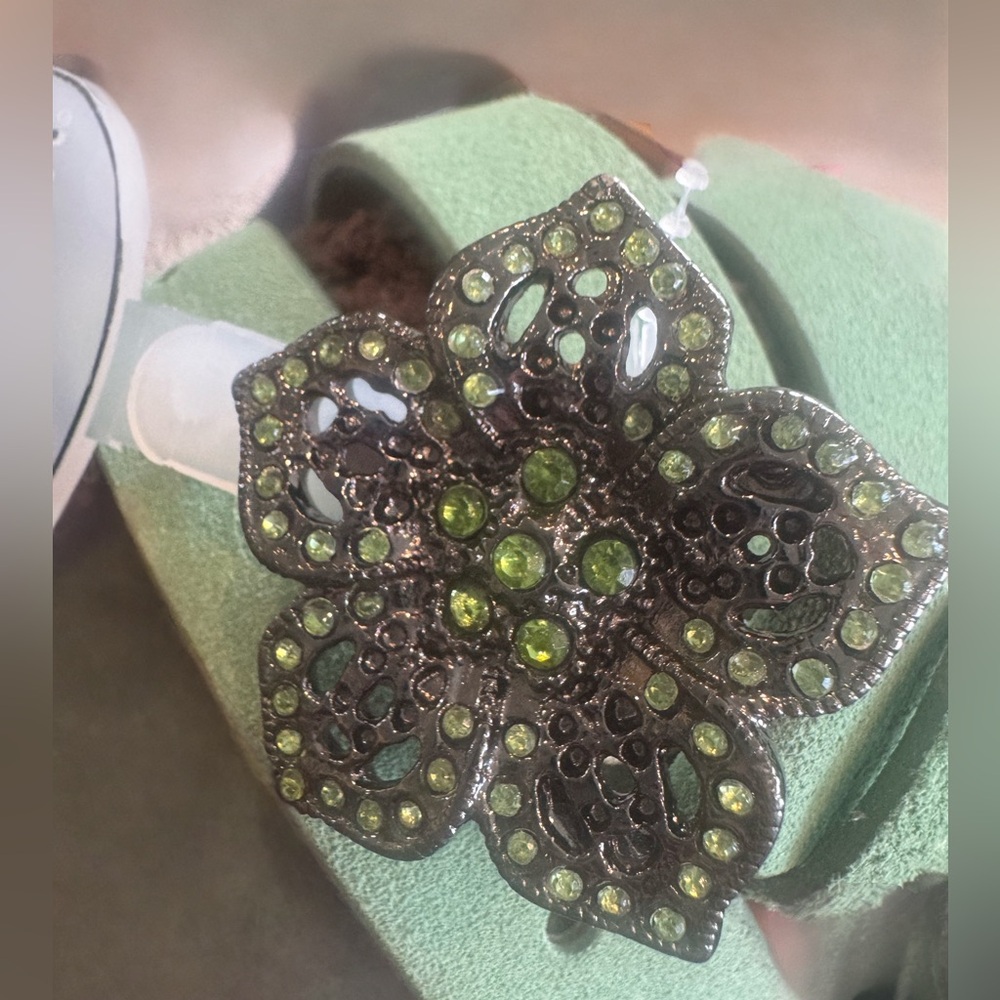 Green Floral Embellished belt buckle suede, leather size medium